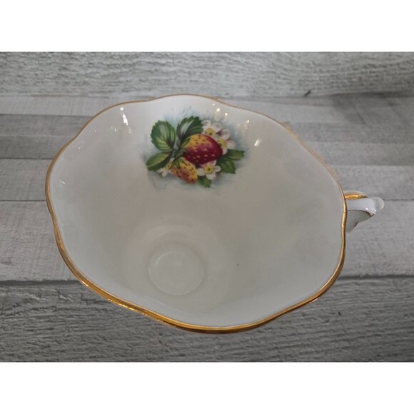 Royal Albert Strawberry Fair Tea Cup & Saucer Set - Picture 6 of 10